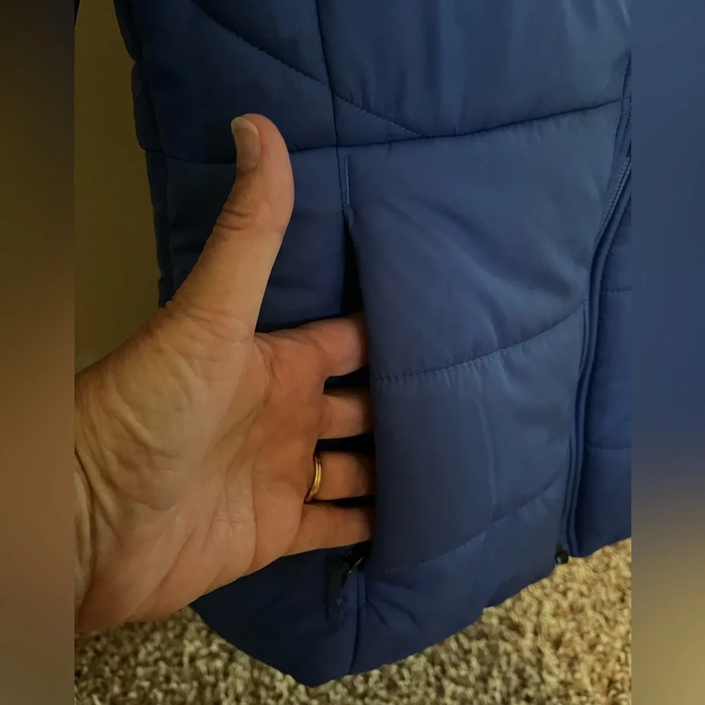 Girls Columbia Blue Fitted Puffer with Faux Fur Hood sz Med - Picture 7 of 12